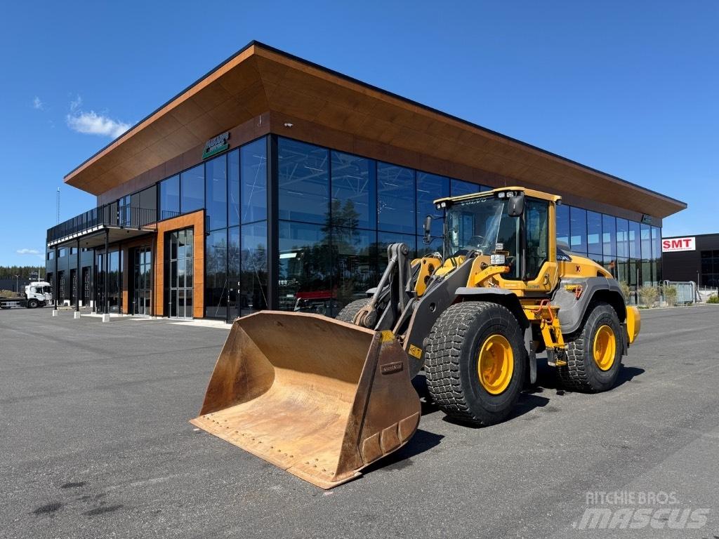 Volvo L120H Radlader