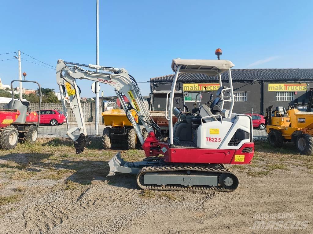 Takeuchi TB 225 Minibagger < 7t