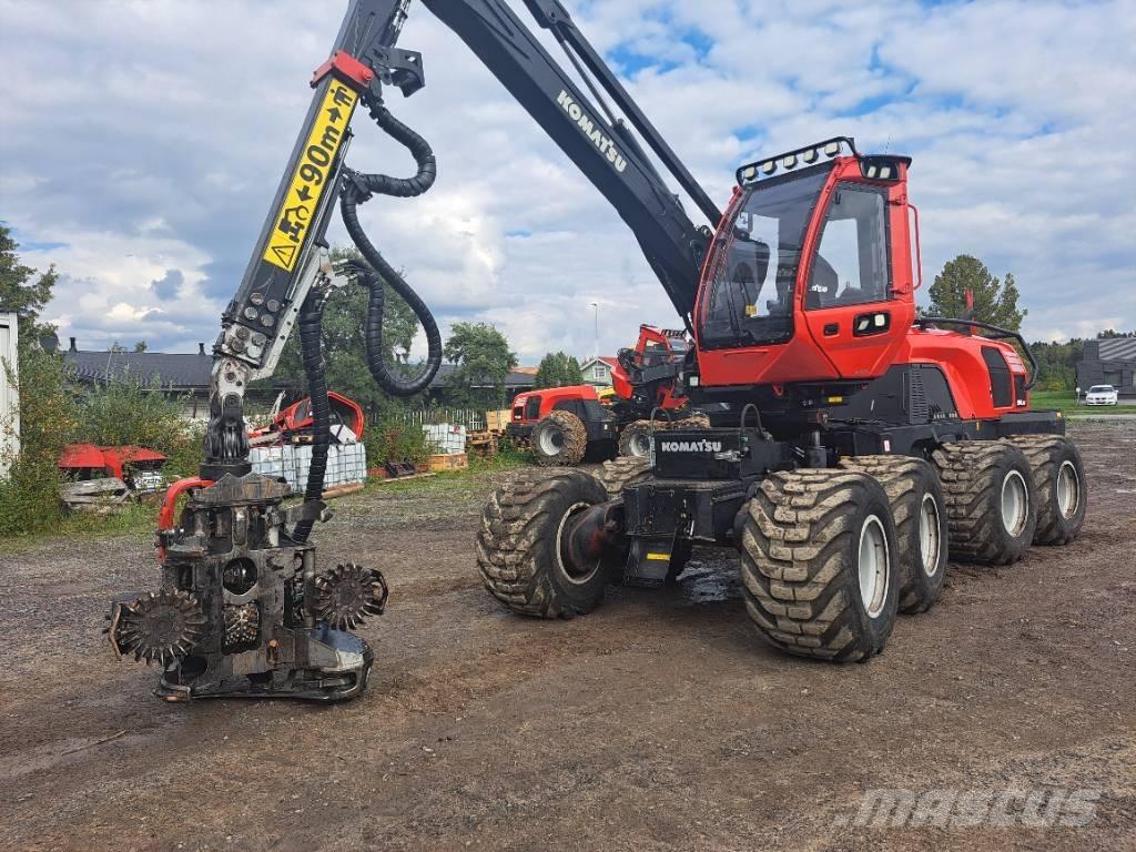 Komatsu 901 XC Harvester