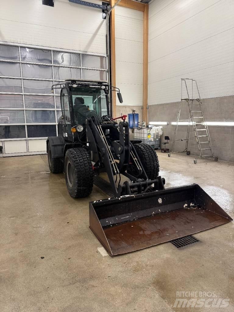  D-Machine  2550 Radlader