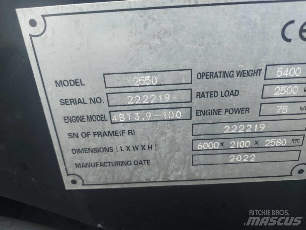  D-Machine  2550 Radlader