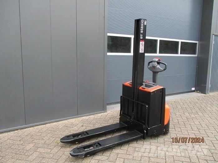 BT SWE 080L Deichselstapler