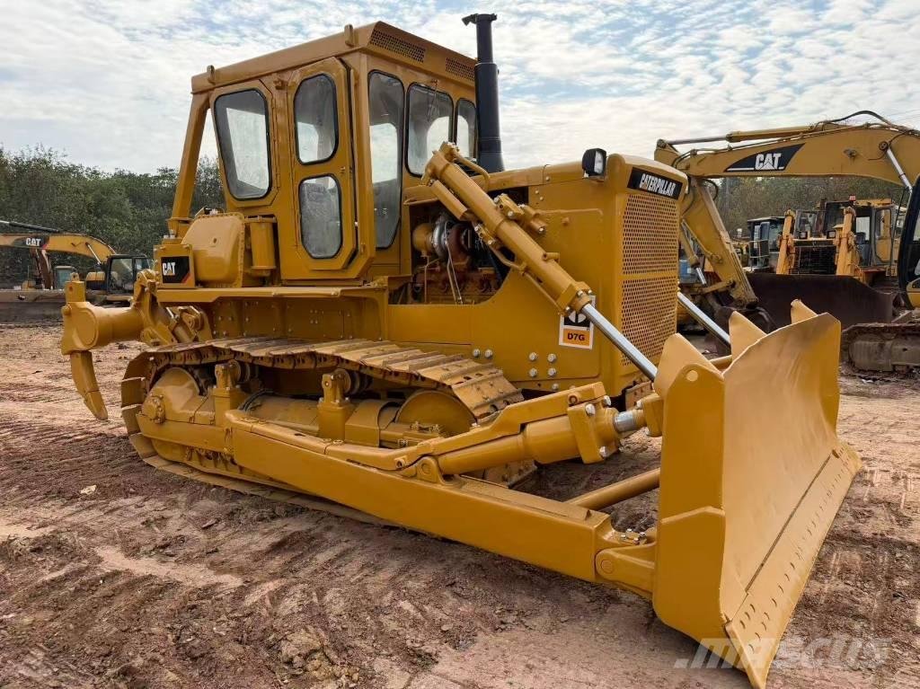 CAT D7G Bulldozer