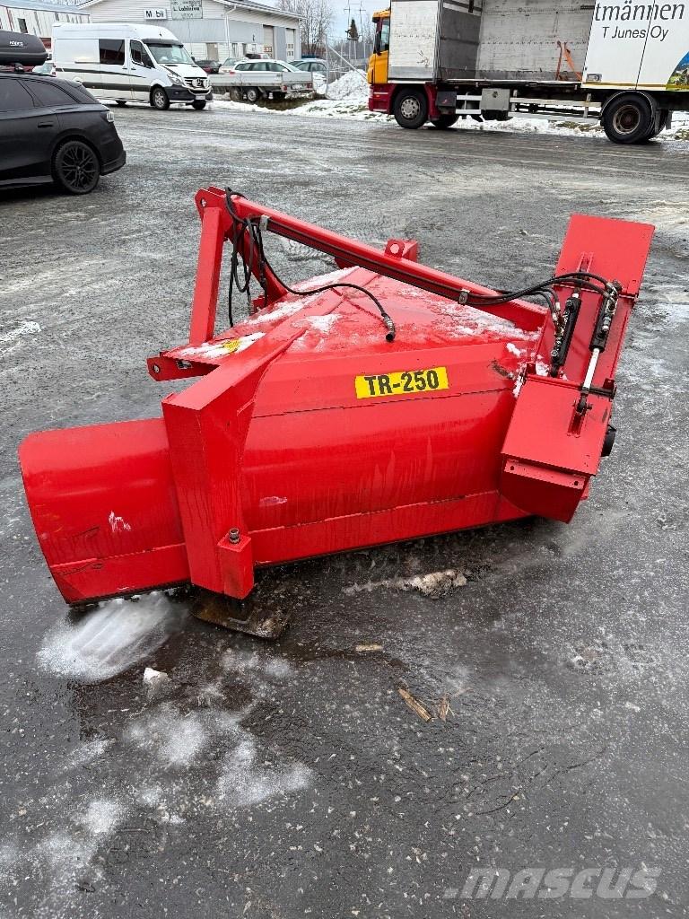 Varila Steel TR 250 Schneefräse