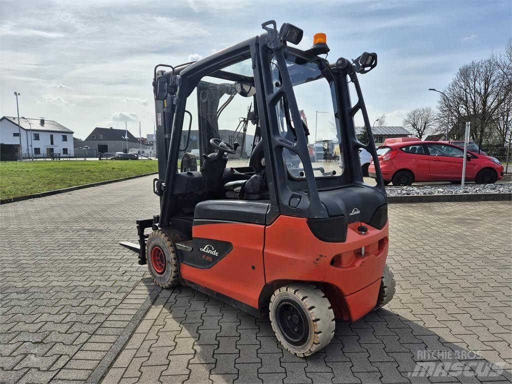 Linde E25 Elektro Stapler