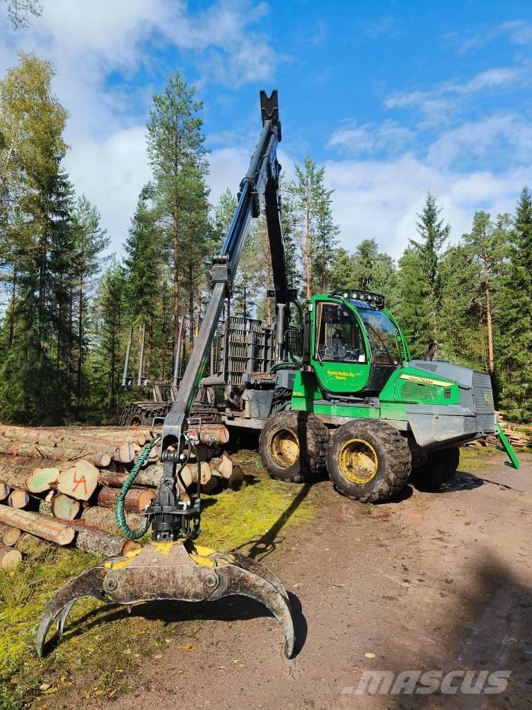 John Deere 1010G Forwarder