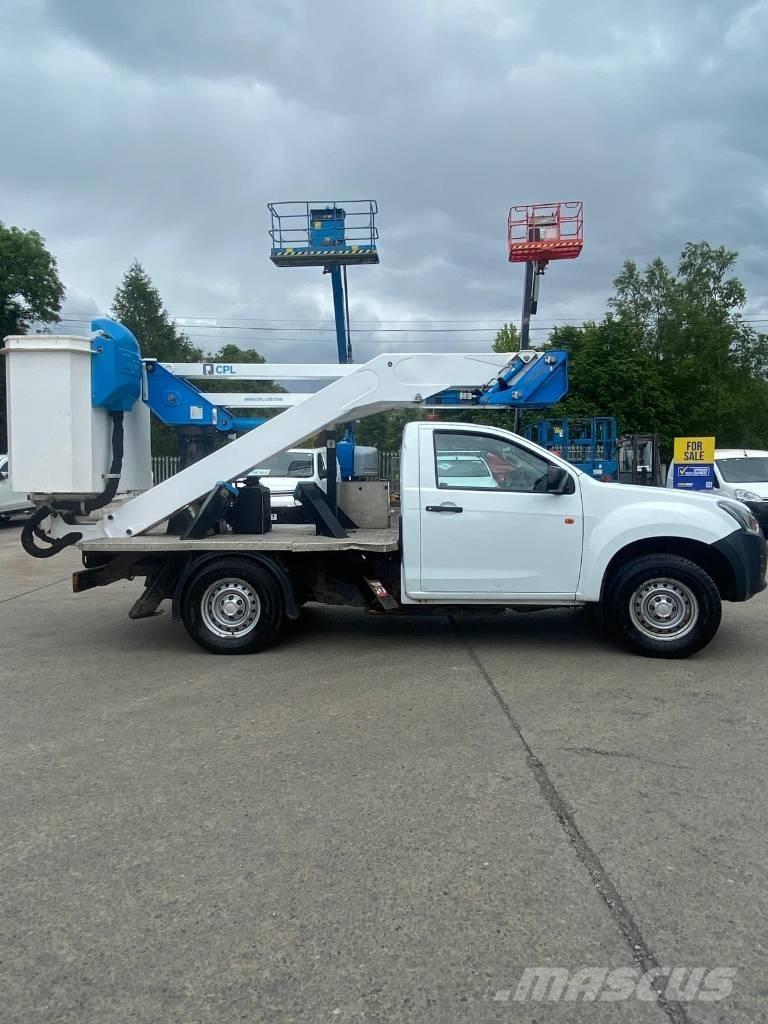 Isuzu D-Max Kranwagen