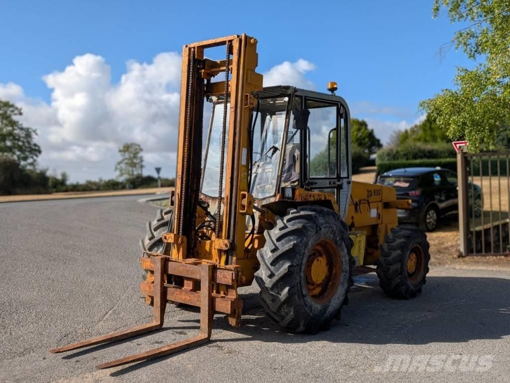 JCB 930 Geländestapler