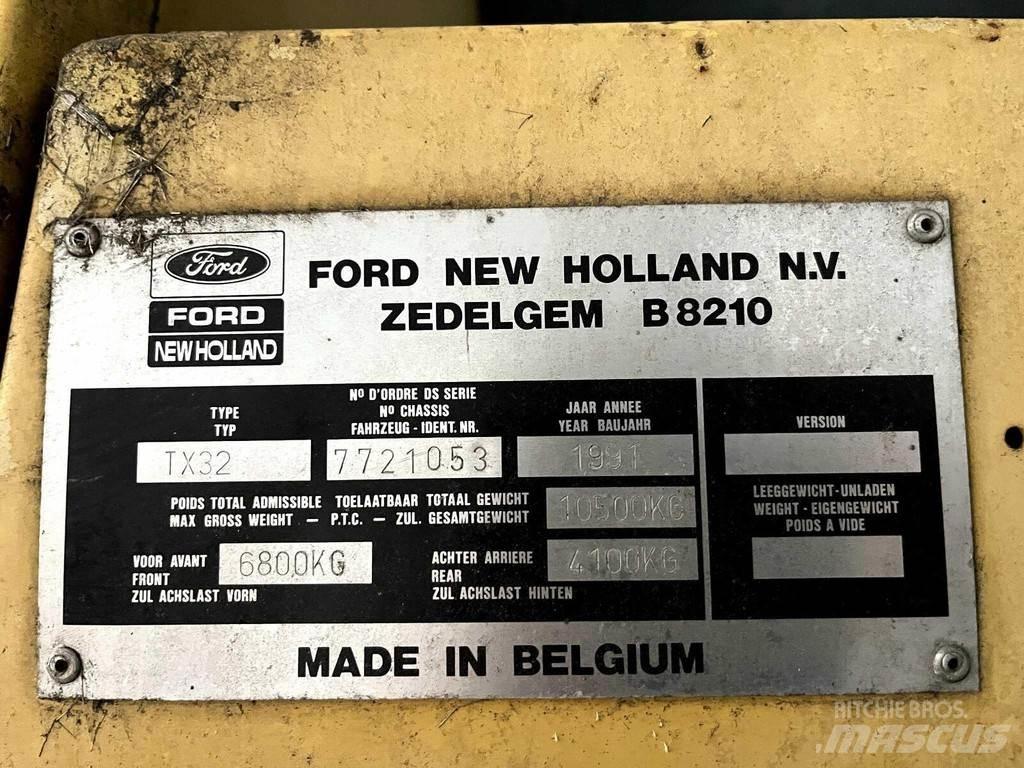 New Holland TX32 Mähdrescher