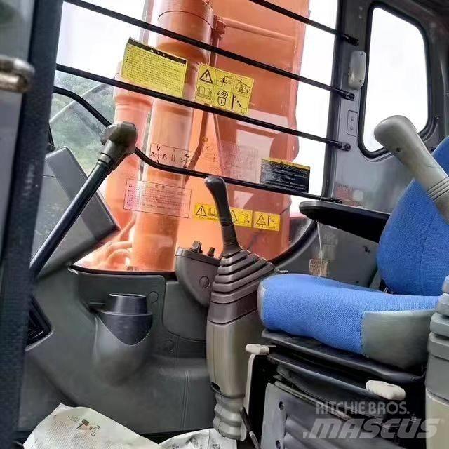 Hitachi EX 120 Raupenbagger