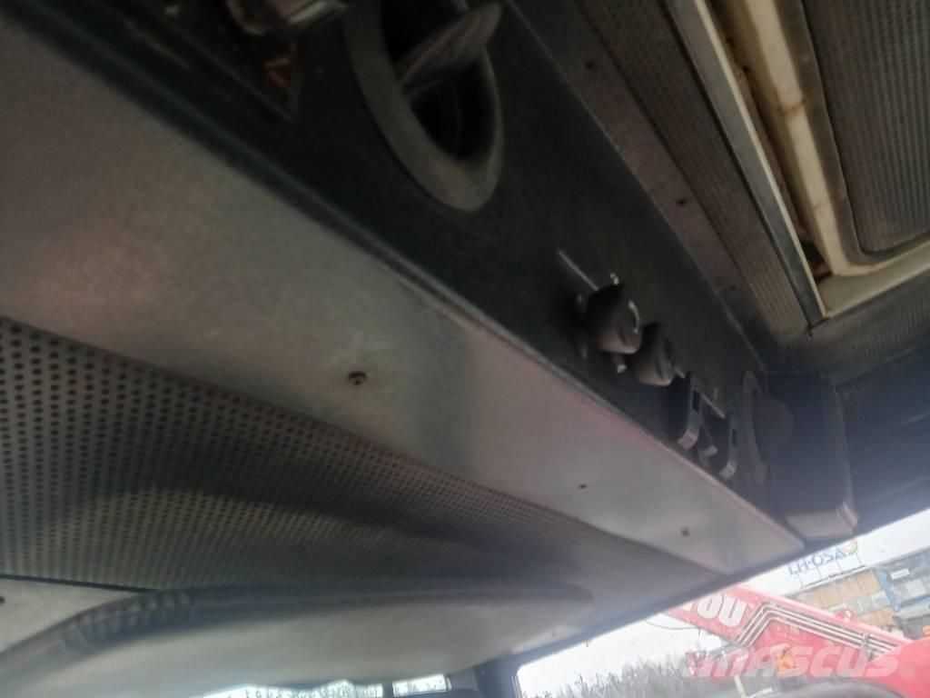 International 784 Traktoren