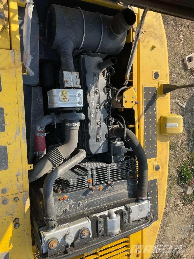 Komatsu PC 210-8 Raupenbagger