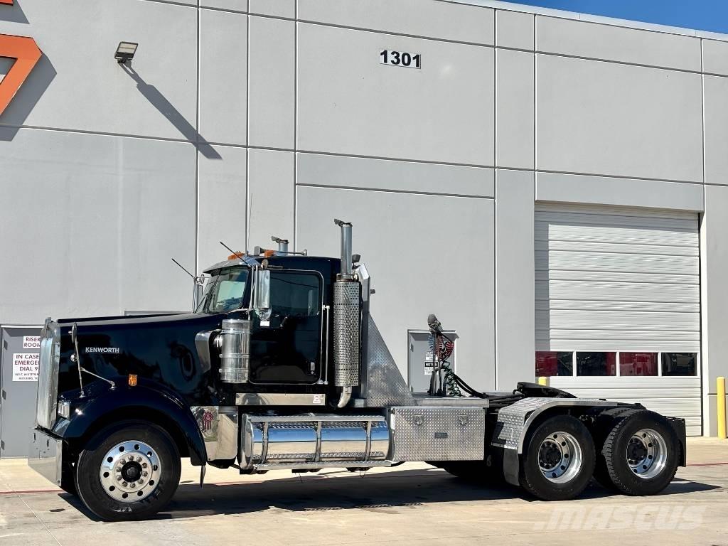Kenworth W 900 Sattelzugmaschinen