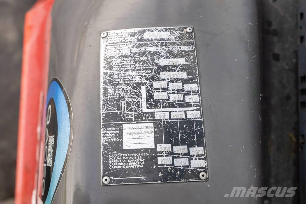 Manitou MI 30 D Diesel Stapler