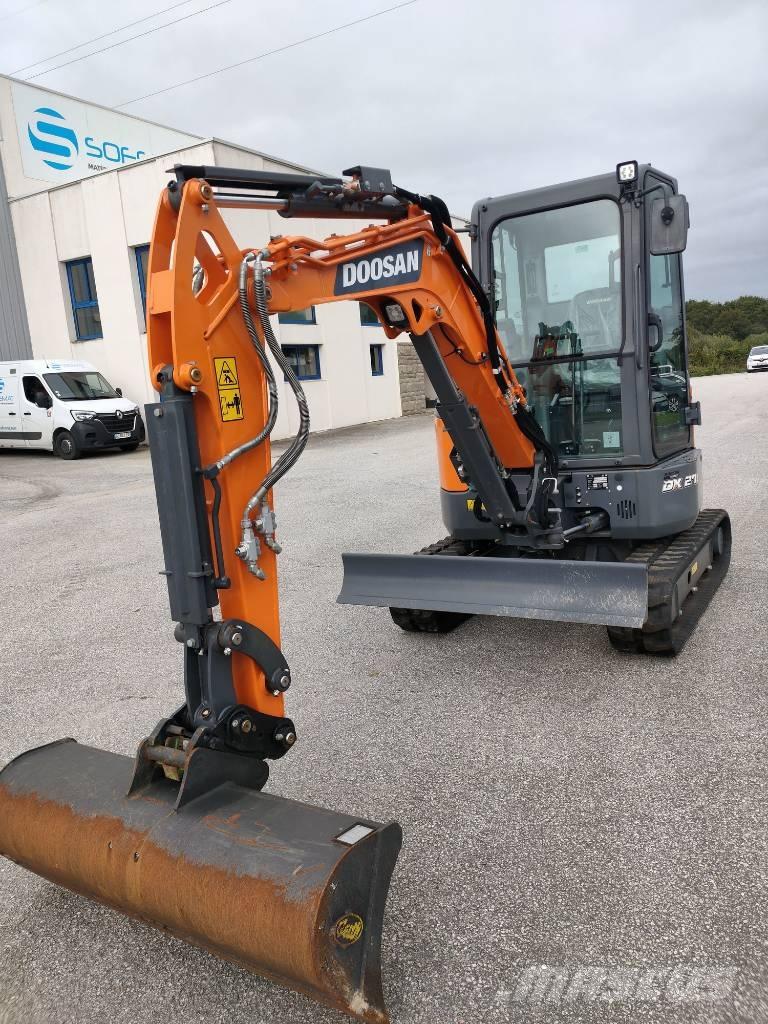 Doosan DX 27 Z Minibagger < 7t