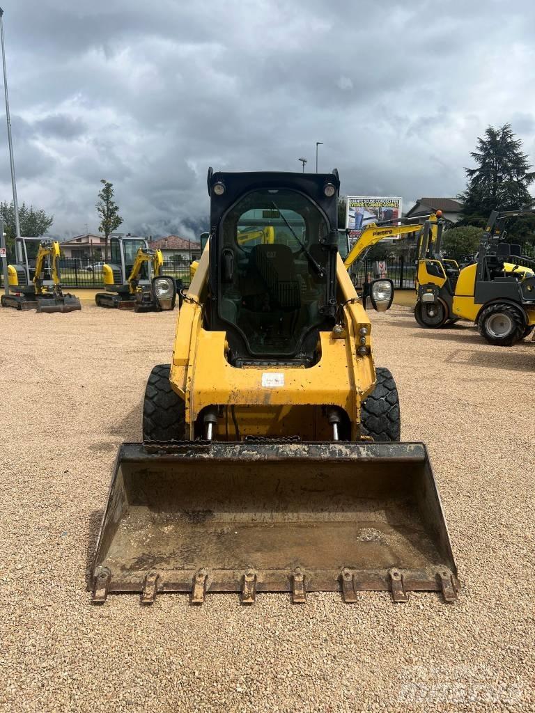 CAT 262 D Kompaktlader