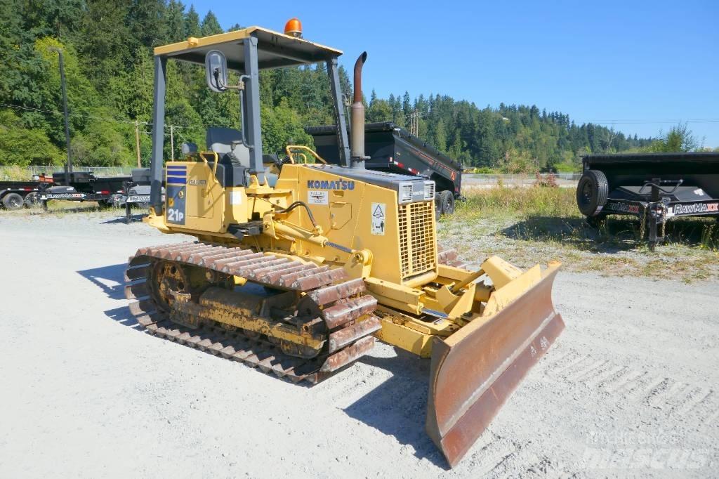Komatsu D 21 P-8 Bulldozer