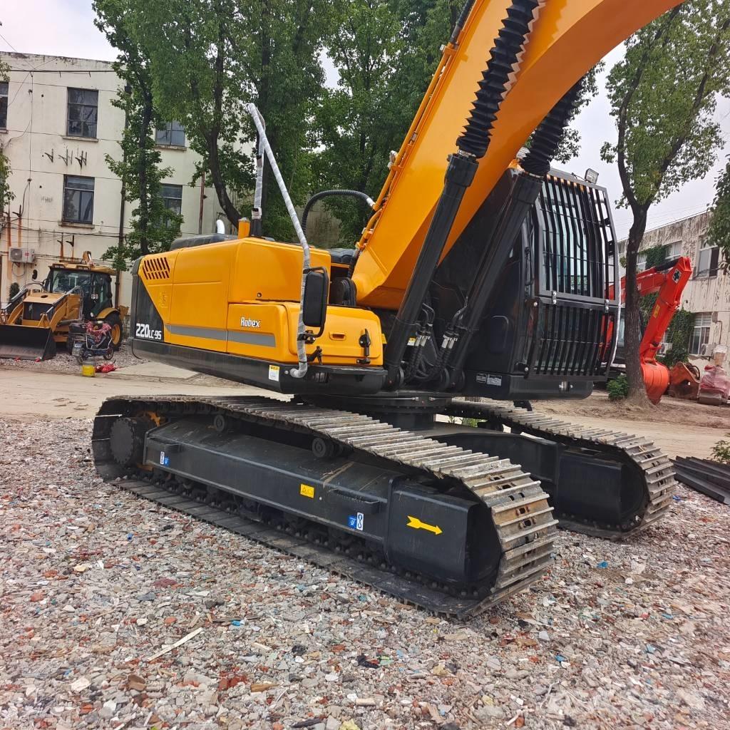 Hyundai 220LC-9T Raupenbagger