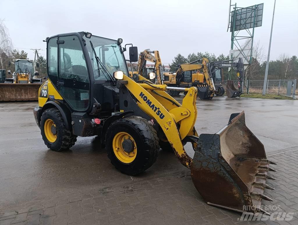 Komatsu WA70-7 Radlader