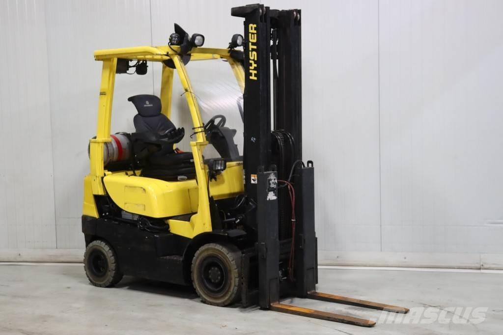 Hyster H2.0FTS Gas Stapler