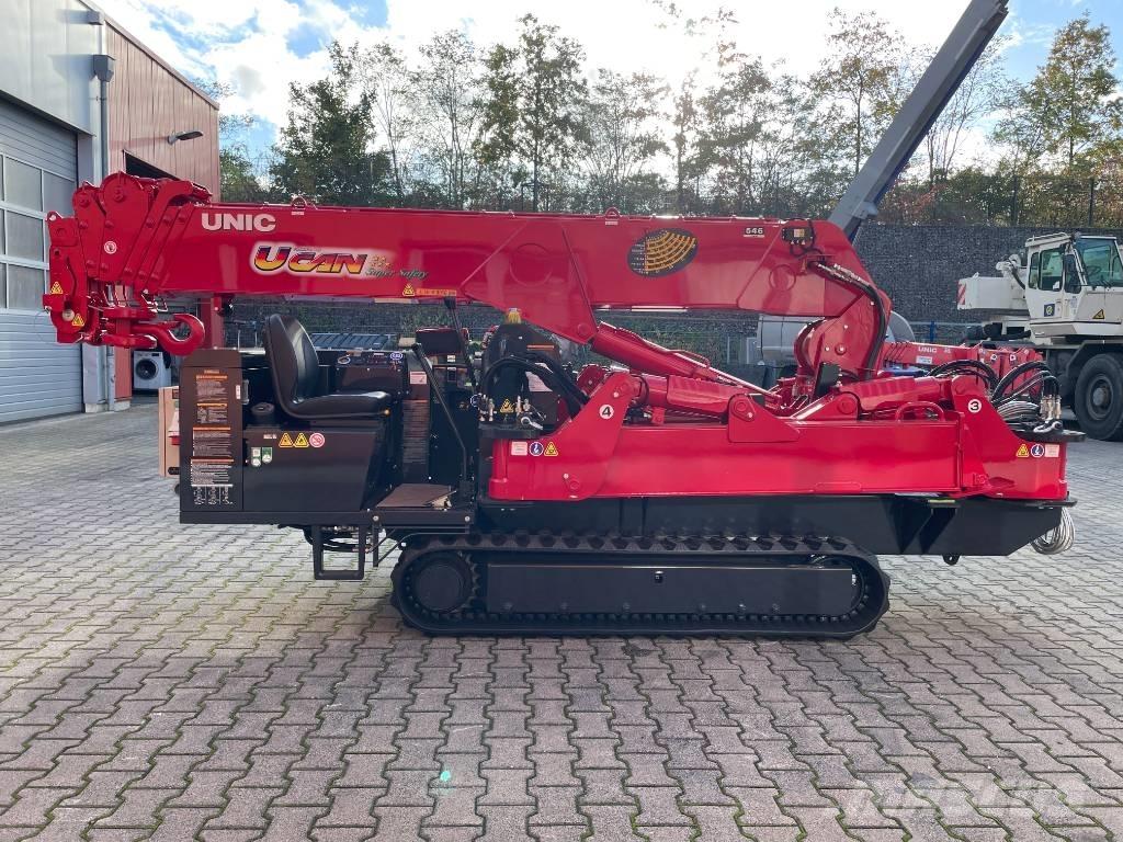Unic URW-546 Raupenkrane