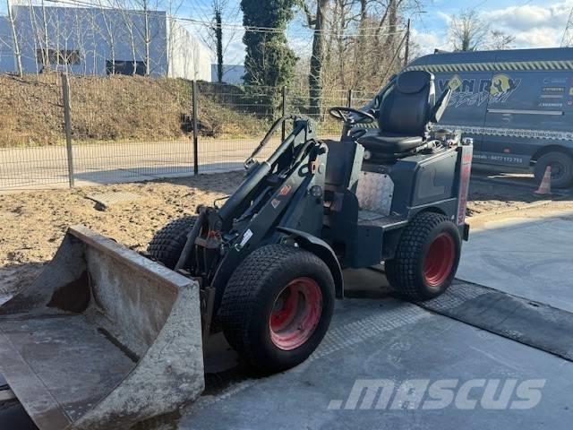 Knikmops KM 130 Minilader