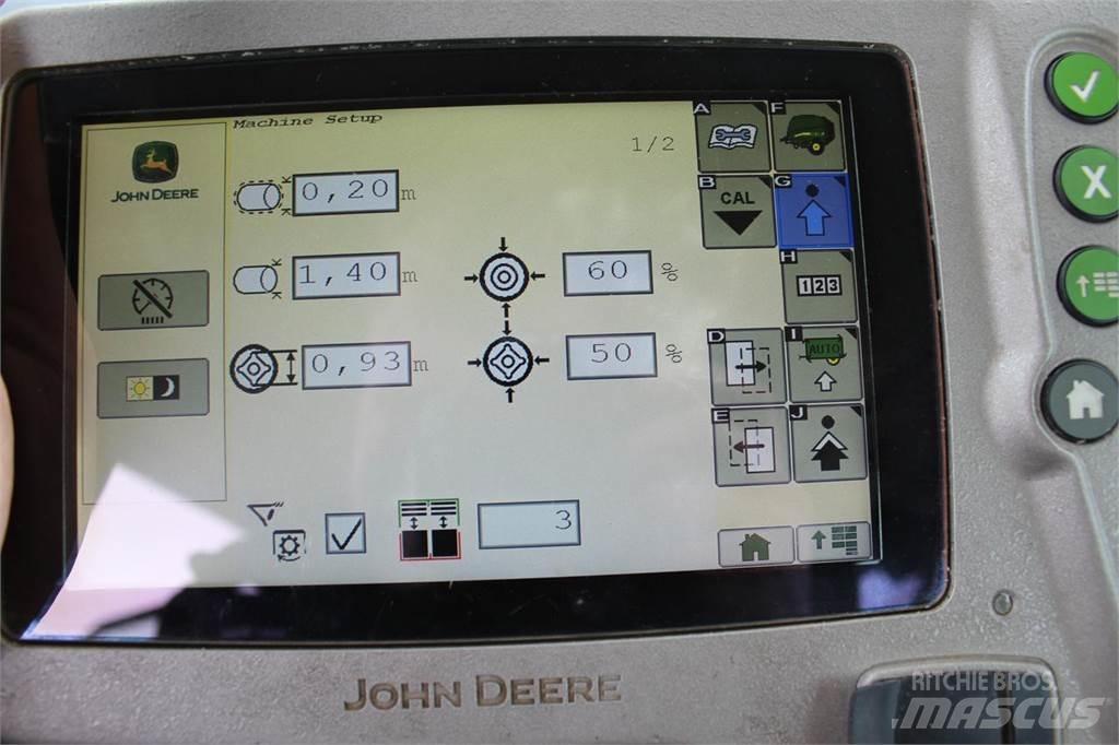 John Deere 990 Rundballenpressen
