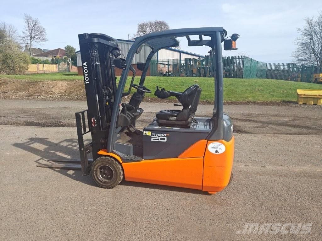 Toyota 8 FBET 20 Elektro Stapler