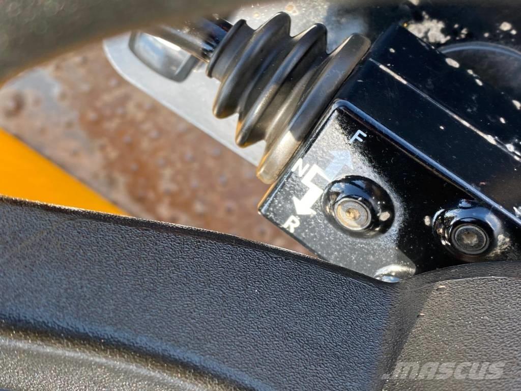 JCB 3 T-2 Minidumper