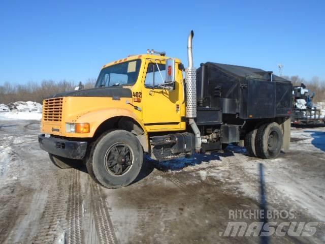 International 4900 Beton-Mischfahrzeuge