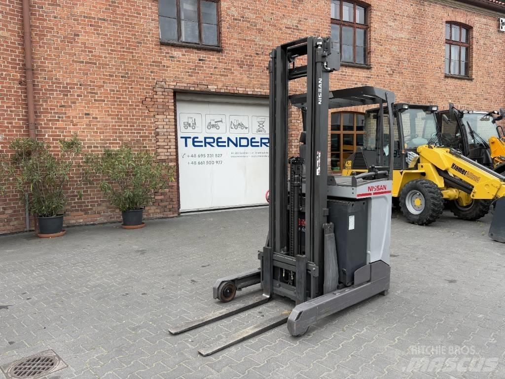 Nissan ULS 120 Schubmaststapler