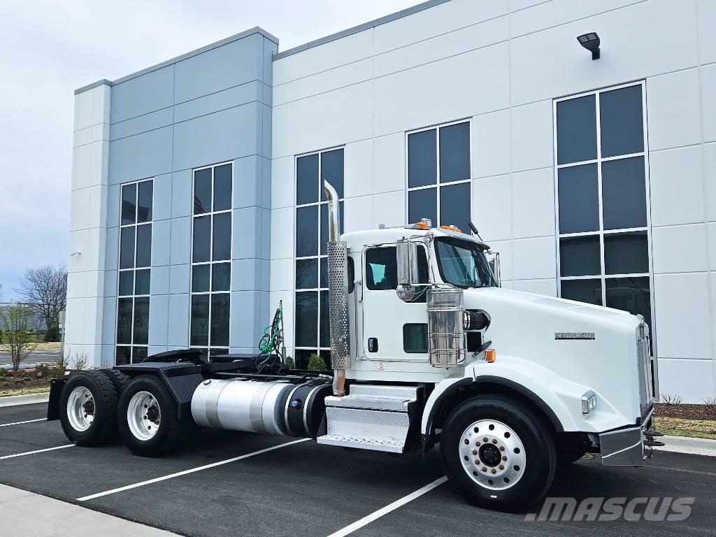 Kenworth T 800 Sattelzugmaschinen