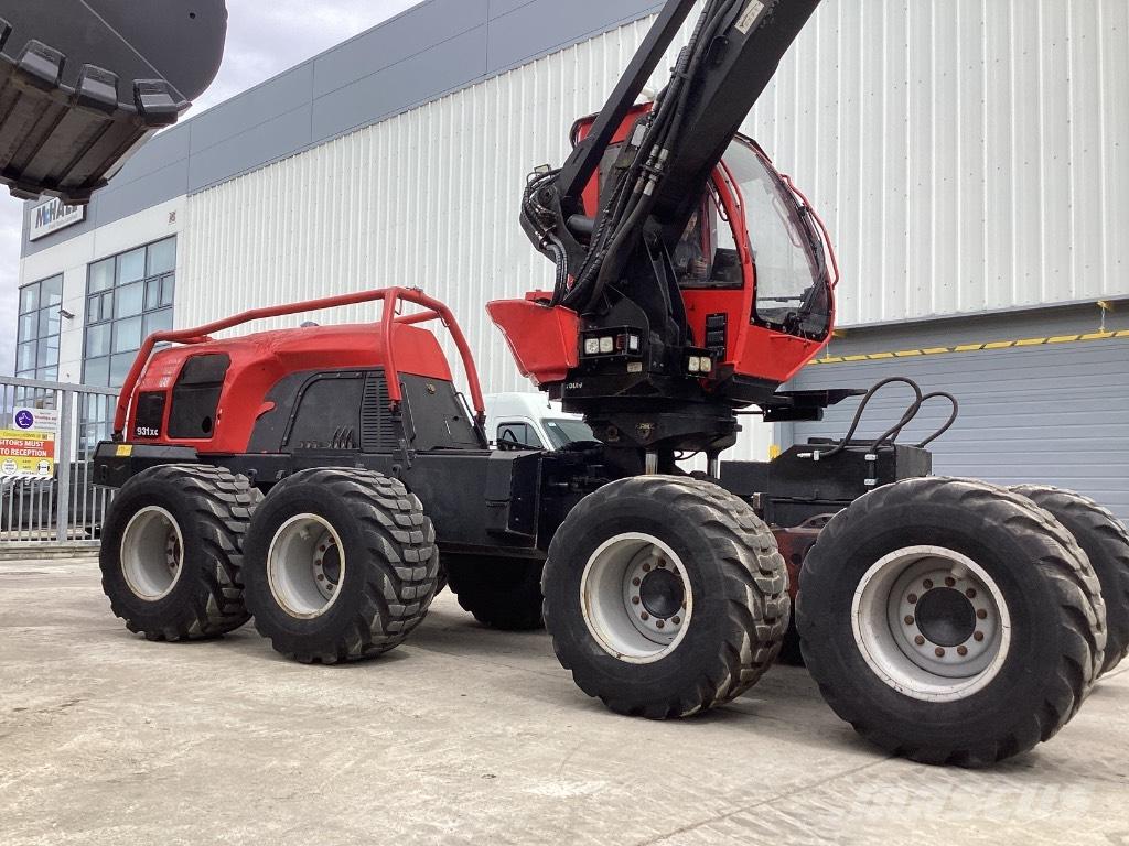 Komatsu 931 XC Harvester