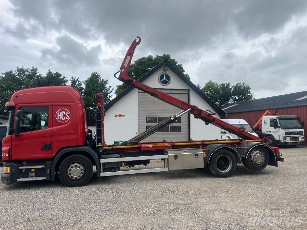 Scania P 320 Abrollkipper