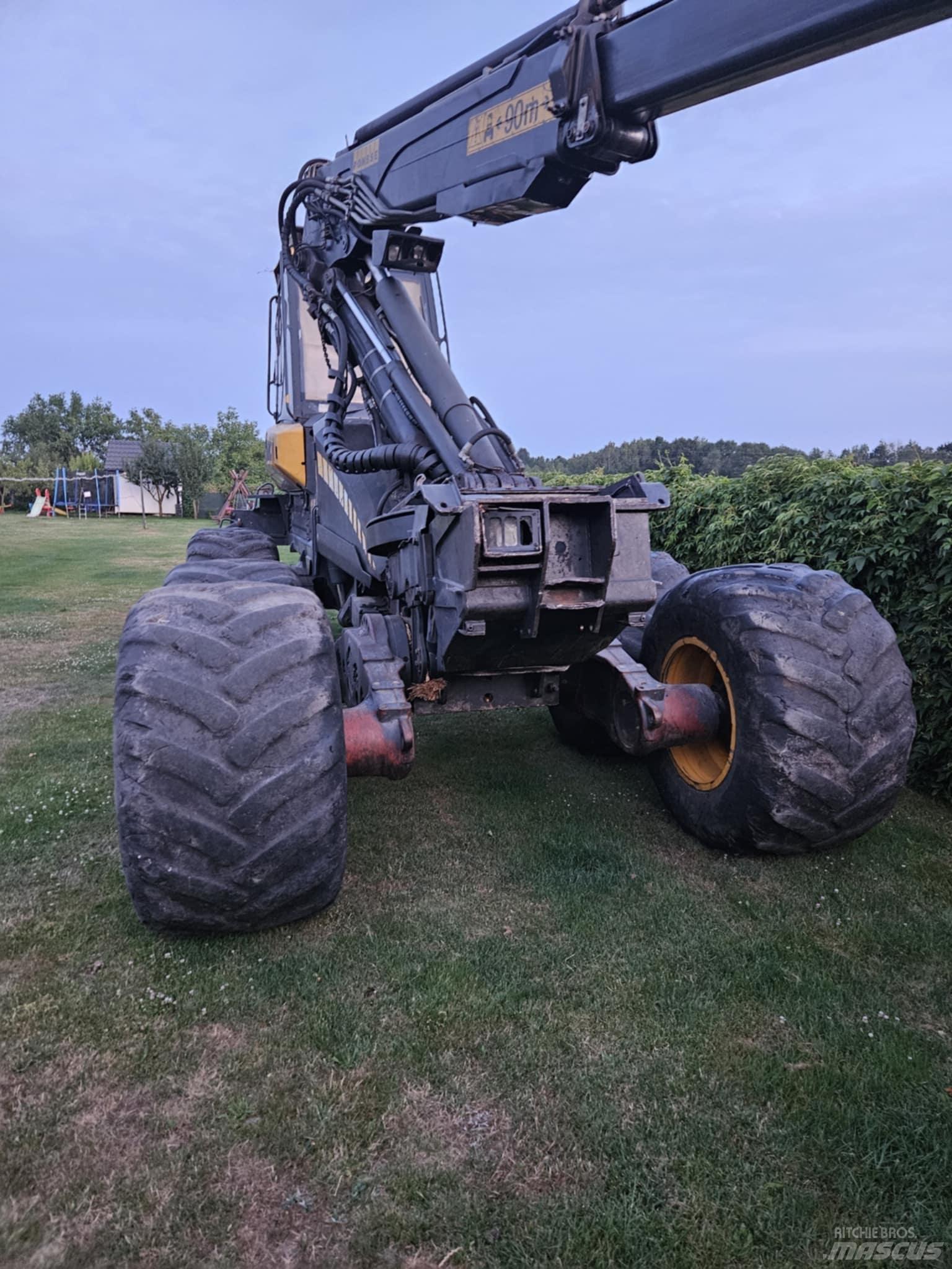 Ponsse Ergo 8W Harvester