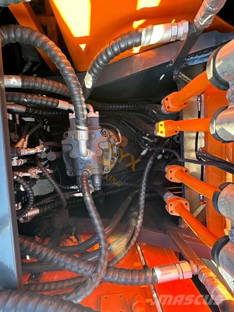 Doosan DX 225 LCA Raupenbagger