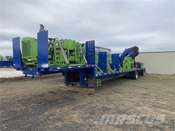  CRANEWORKS INC Tieflader-Auflieger