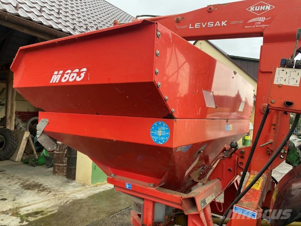 Kuhn M863 Mineraldüngerstreuer