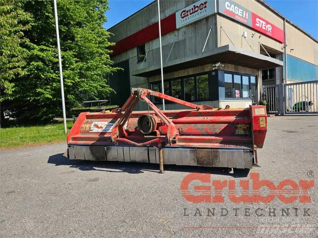  Mörba-Baumann 3000 Mulcher