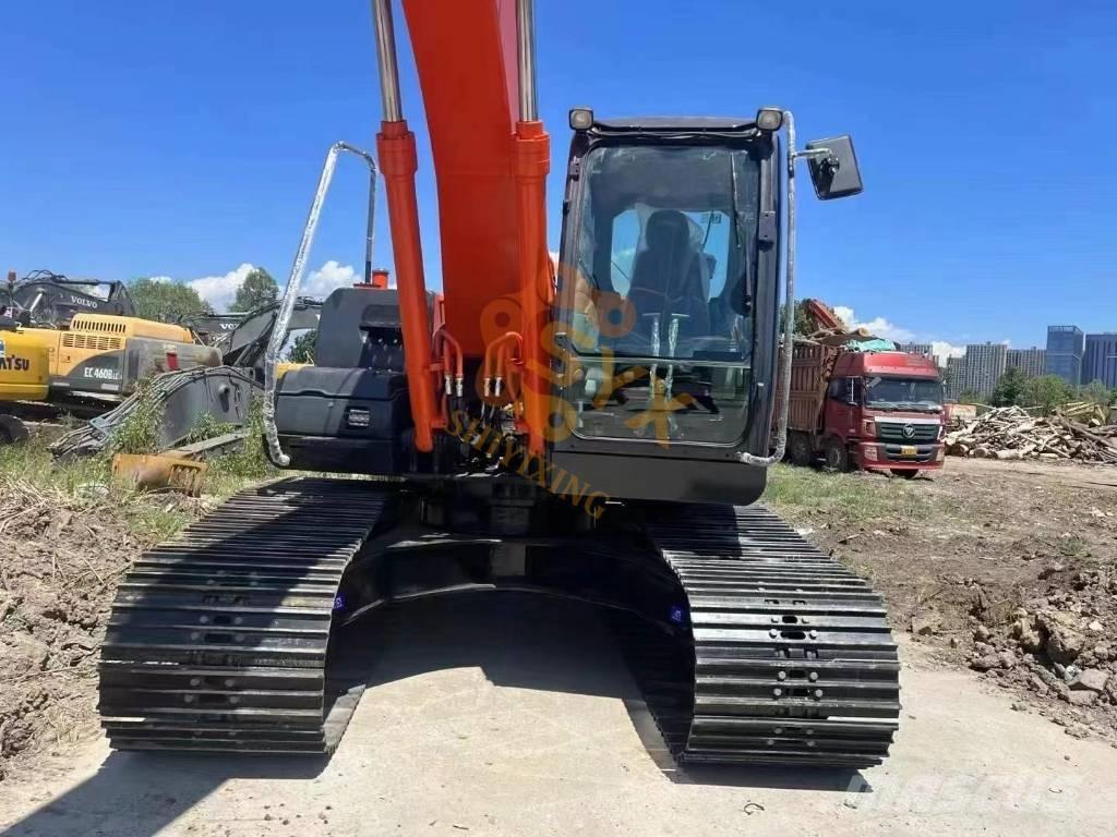 Hitachi ZX 200-3G Raupenbagger