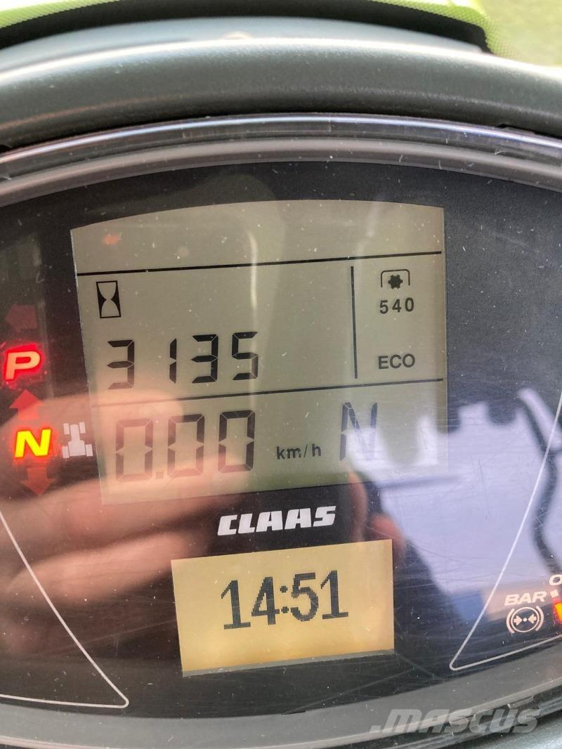 CLAAS Axion 870 Traktoren