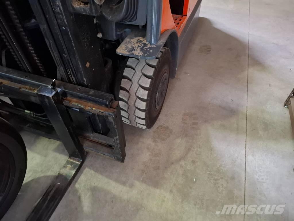 Toyota 75BMF18 Elektro Stapler