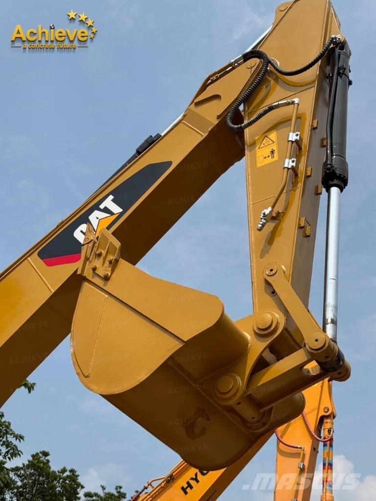 CAT 323D2L Raupenbagger