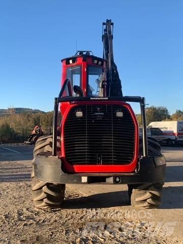 Komatsu 901 Harvester