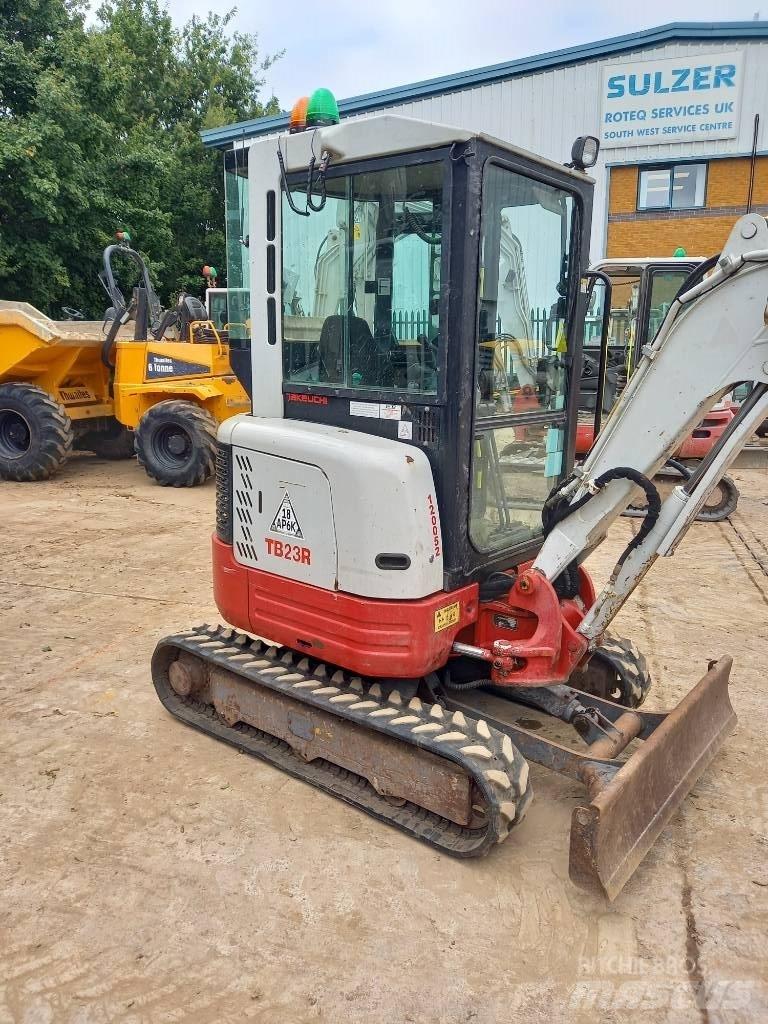 Takeuchi TB 23 R Minibagger < 7t