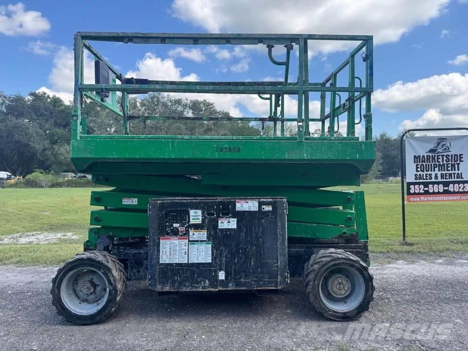 Genie GS 2669 RT Scheren-Arbeitsbühnen