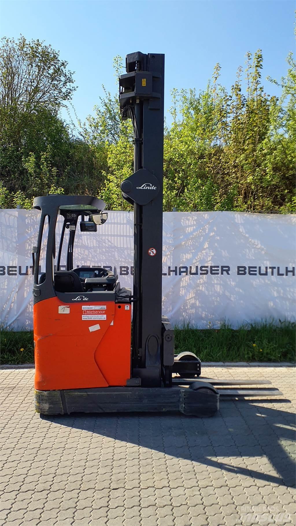 Linde R16HD Schubmaststapler