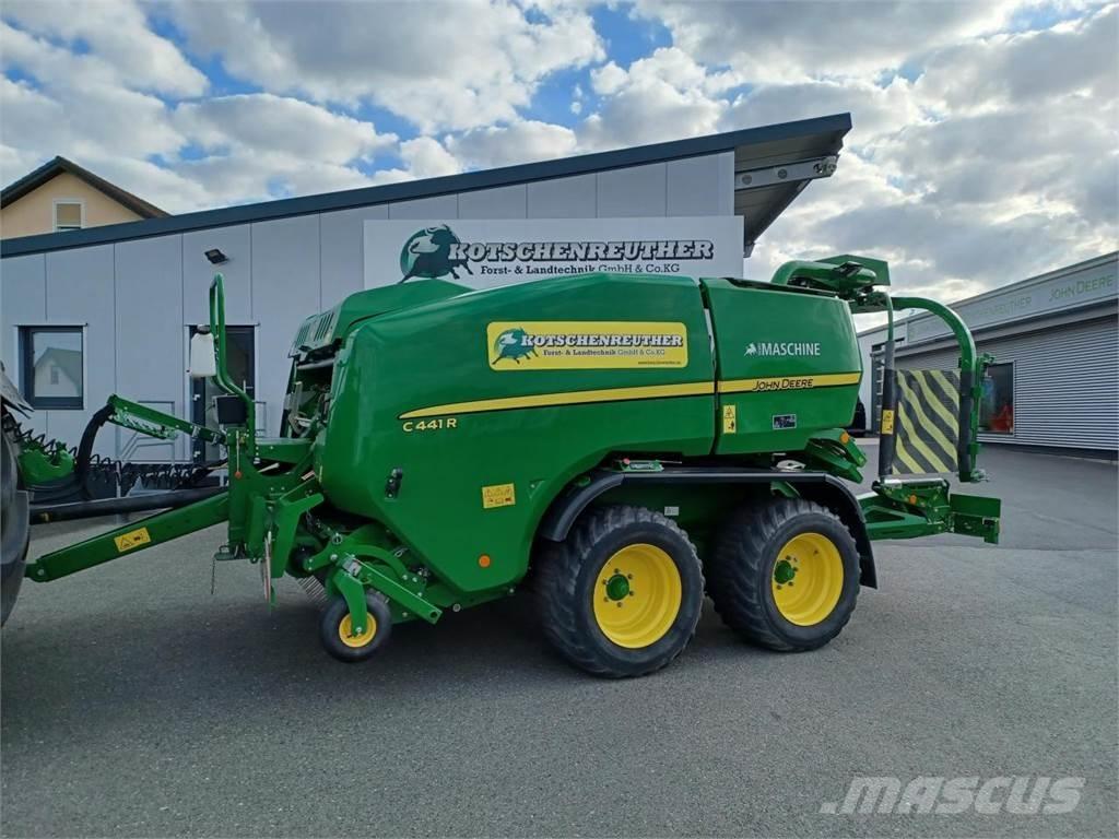 John Deere C441R Rundballenpressen