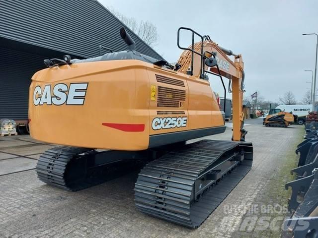 CASE CX250E Raupenbagger