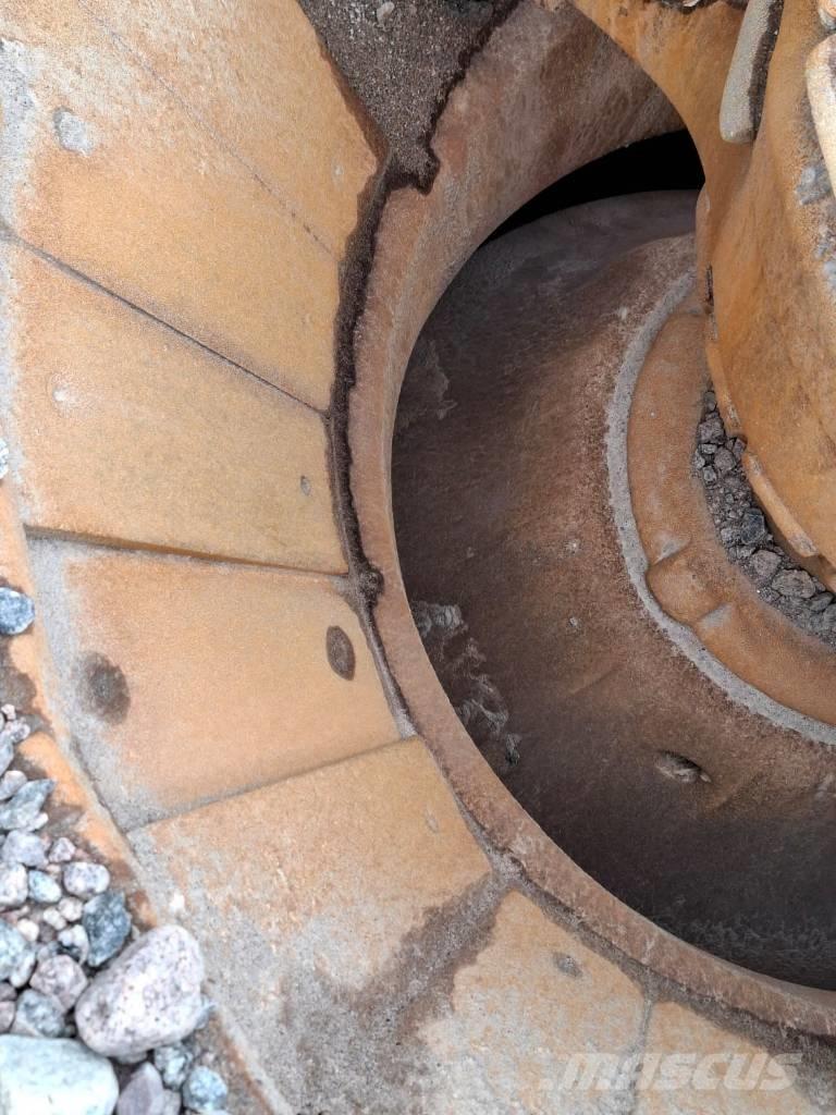 Sandvik UH550 E Mobile Brecher